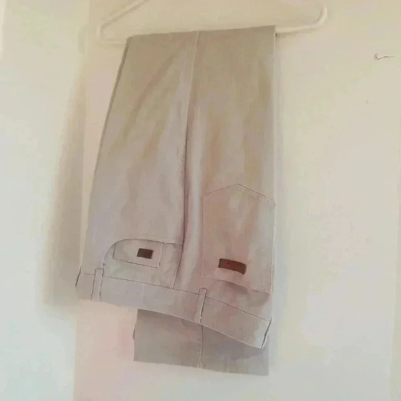 Jordache Vintage khaki pants 36W measures closer to 34W - Picture 1 of 10
